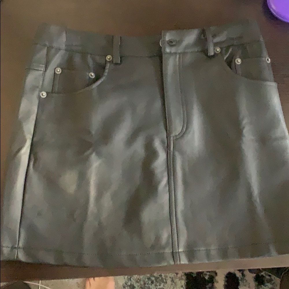 Vegan Leather Carmar Skirt